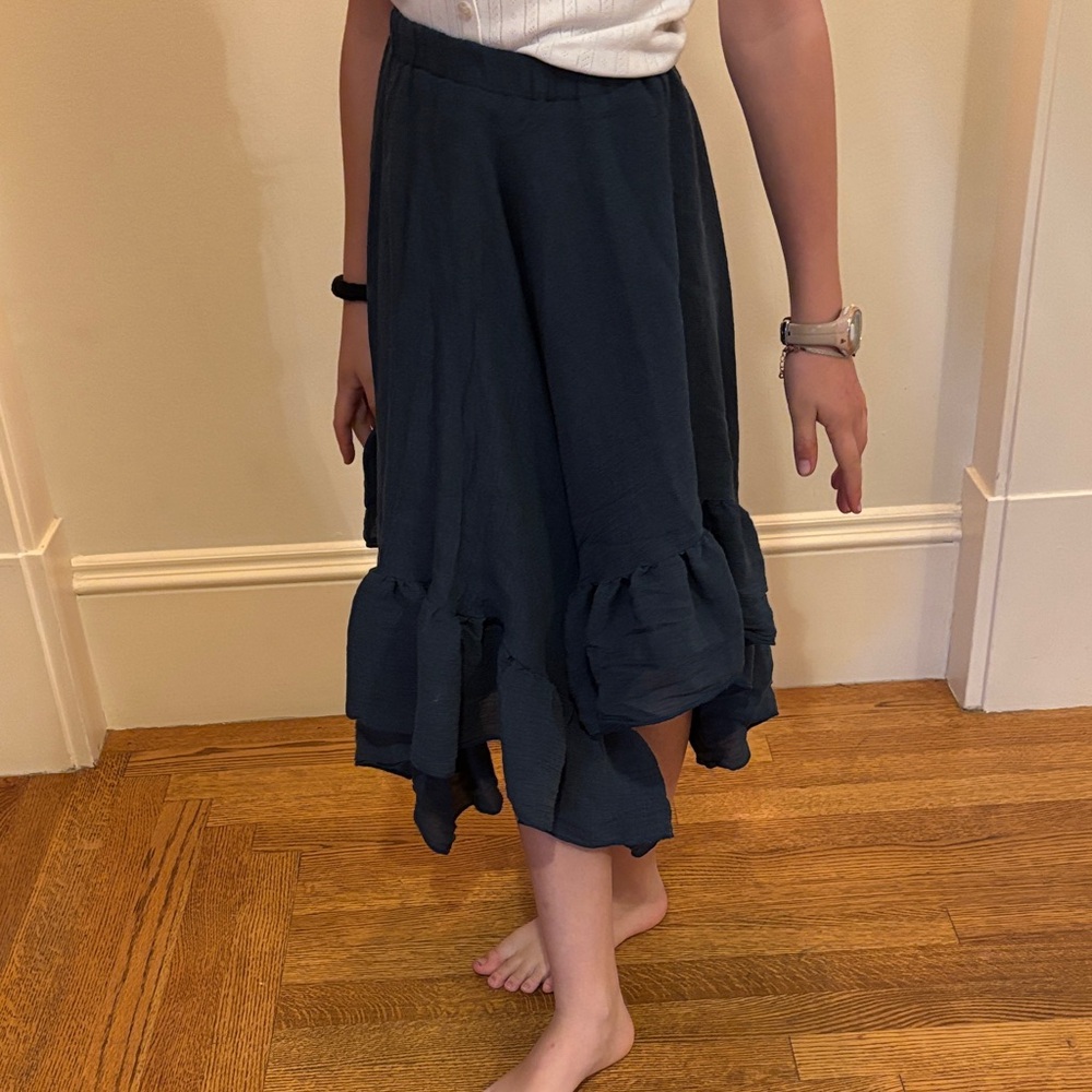 Joyfolie like new navy ruffle hem skirt - mid calf